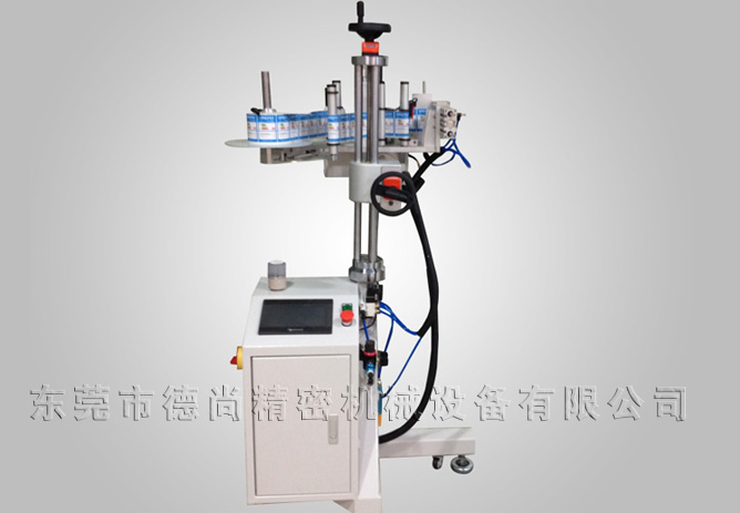 單體式側(cè)貼貼標(biāo)機-DS812.jpg