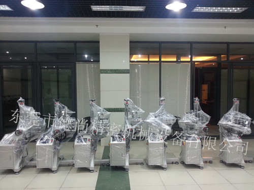 擺臂、側(cè)貼貼標(biāo)機(jī)成品展示圖.jpg