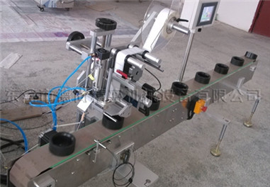 自動(dòng)貼標(biāo)機(jī)技術(shù)與我國兩大產(chǎn)業(yè)發(fā)展有何關(guān)聯(lián)？